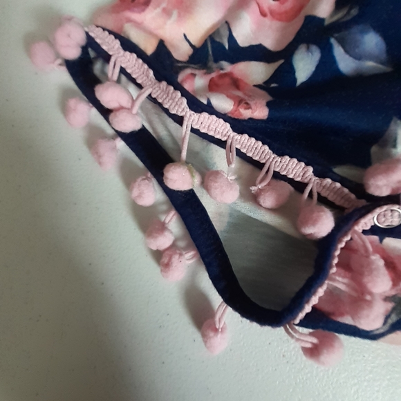 Sold - Picture 3 of 6